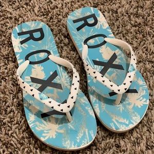 Foxy flip flops